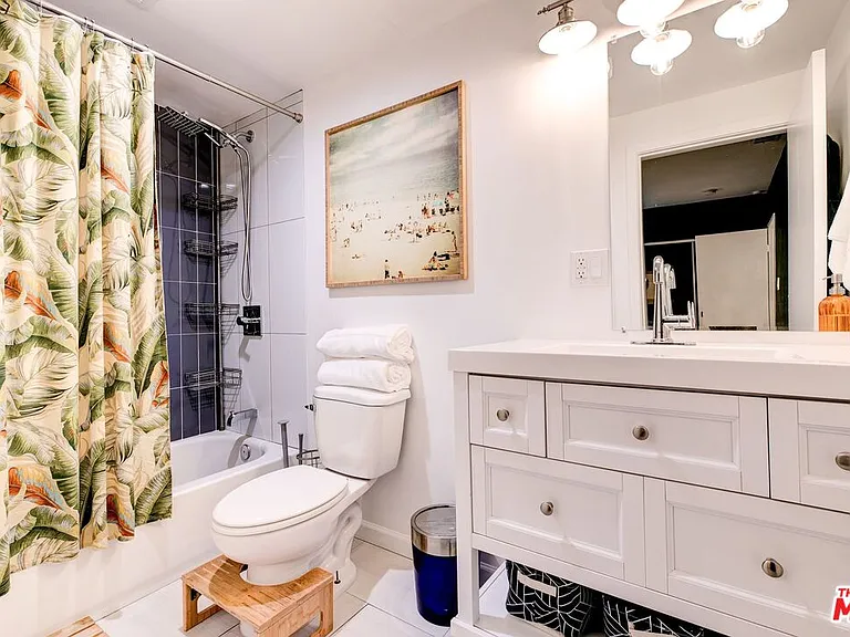 6122 Satsuma Ave — Photo 20