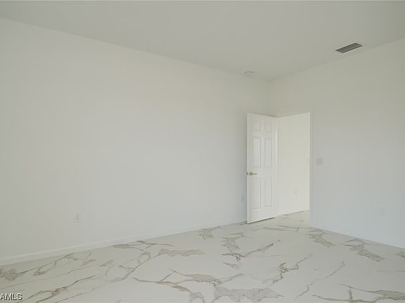 5th image of 6011 Elaine Ave N