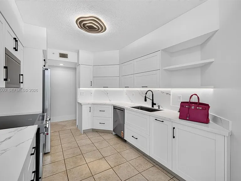 3370 Hidden Bay Dr #2107 — Photo 23