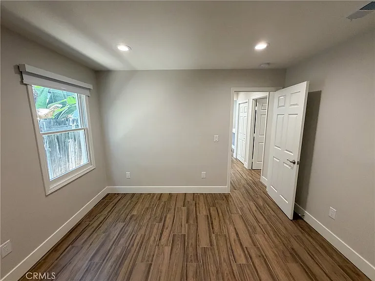 435 N Cypress St #D — Photo 25