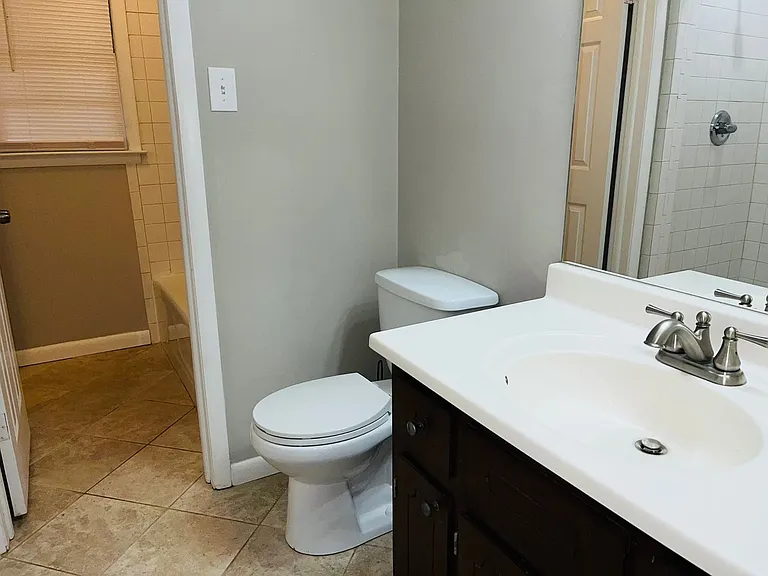943 Parkstone Dr — Photo 9