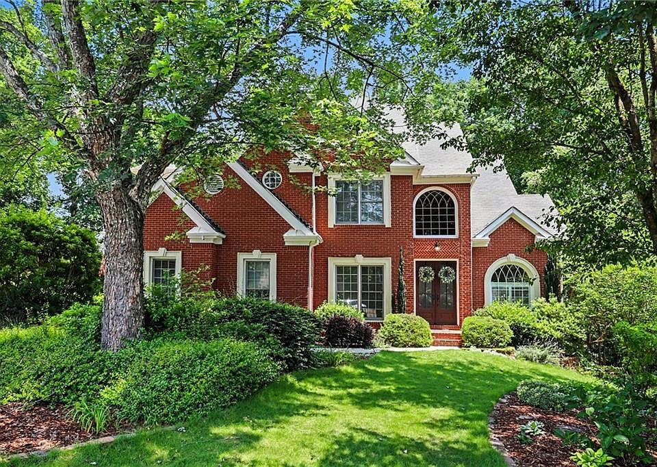 1st image of 3895 Montglenn Ct