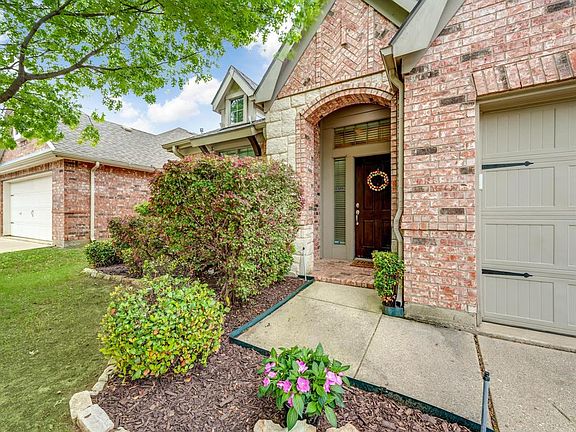 3rd image of 3444 Beekman Dr