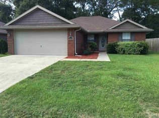 5019 Covenant Cir, Pace, FL 32571