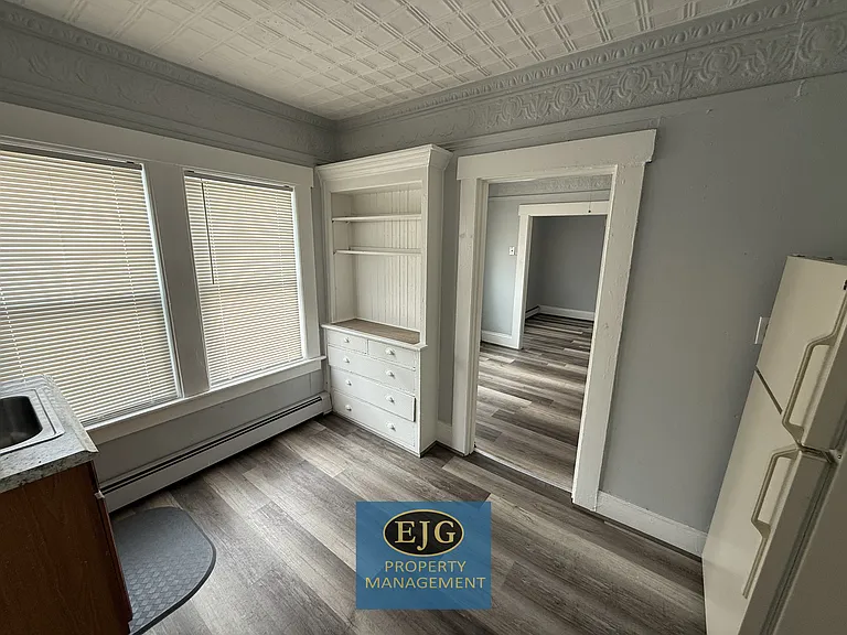 23 S Main St #4 — Photo 16
