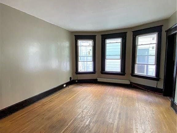 4th image of 358 Church St #3