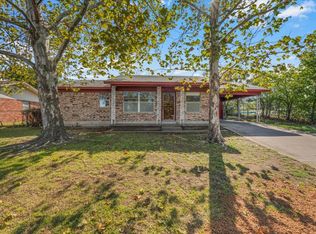 1705 S Hatcher St, Decatur, TX 76234