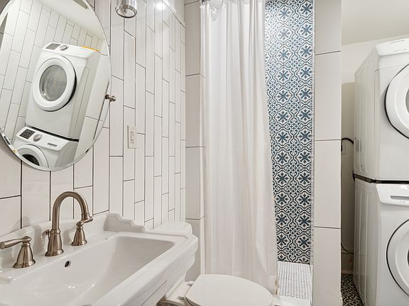 5th image of 3012 Bienville St