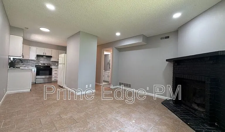1541 S 21st St #1 — Photo 7