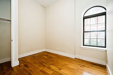 Rented by SCOUTBK.COM