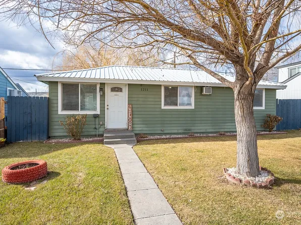 1211 Cottage Street SE, Ephrata, WA 98823