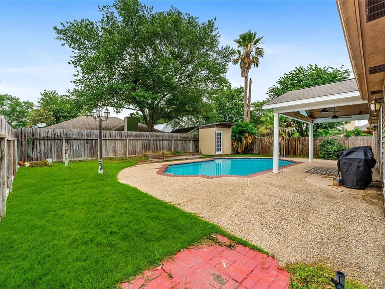 5622 Village Park Dr — Photo 35