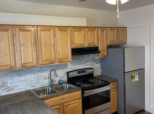 64 Warren St #A, Hamden, CT 06514