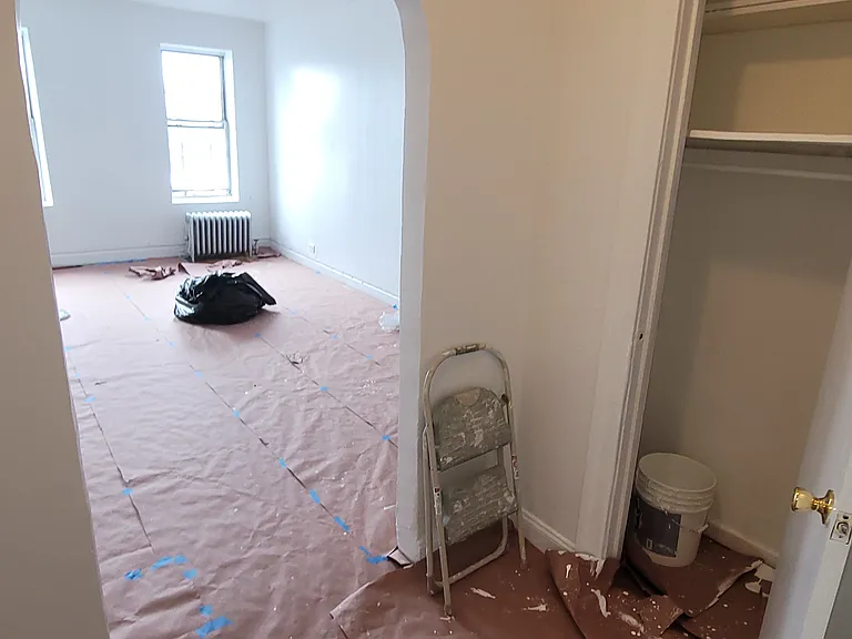 1001 Walton Ave #F3 — Photo 5