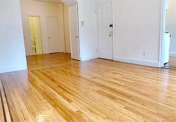 2nd image of 344 E 78th St APT 3A