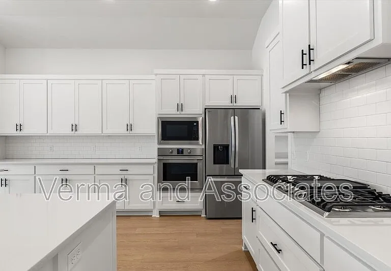 6300 Beacon St — Photo 15