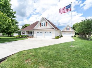 218 Charlotte Dr, Winchester, TN 37398