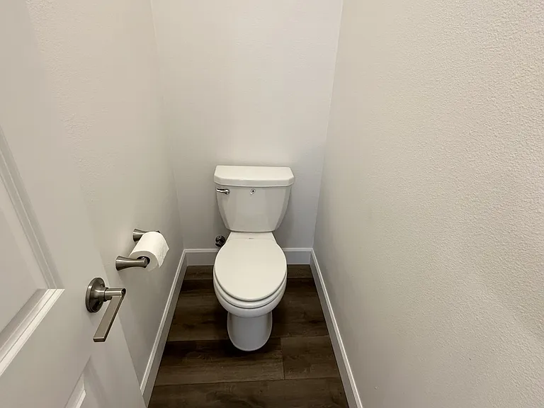 707 Athens Dr — Photo 33