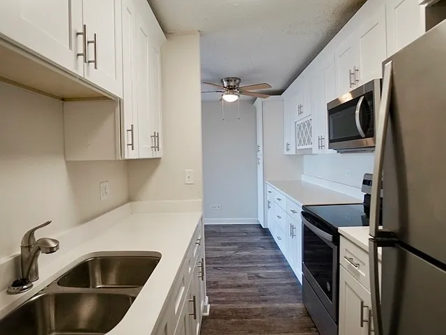 1043 S York Rd #507 — Photo 3