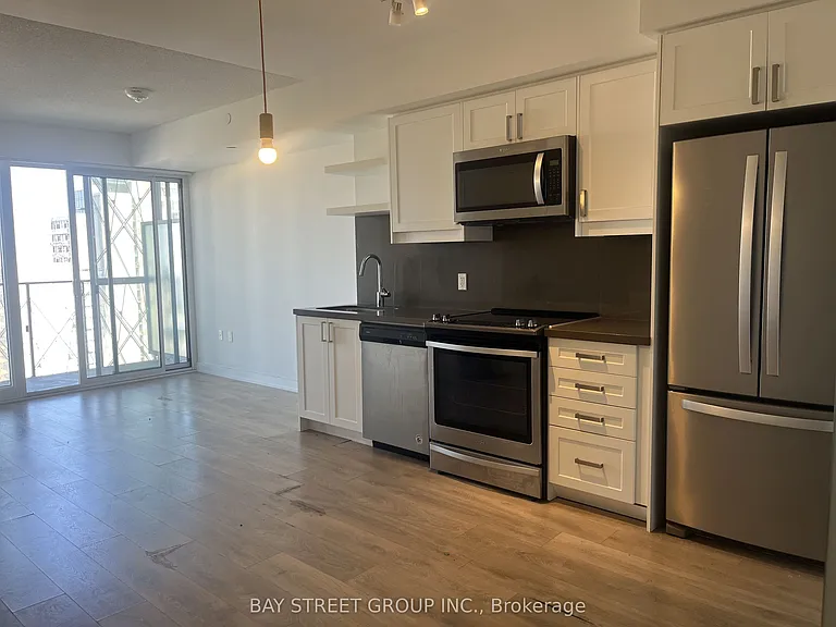 50 Wellesley St E #2906 — Photo 3