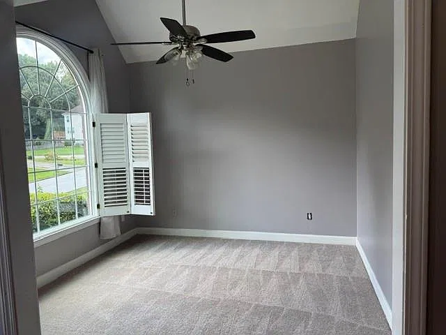 3 bed, 2.5 bath, 2050 sqft, $2,895 — Photo 4