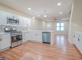 5737 Leonard St, Philadelphia, PA
