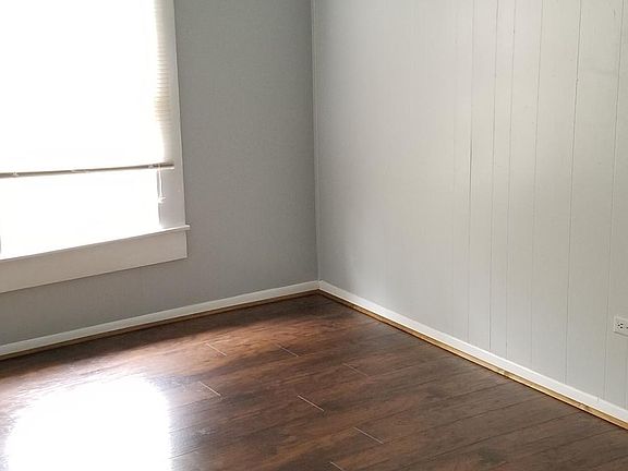 3rd image of 1912 Avenue L 1/2 APT 4