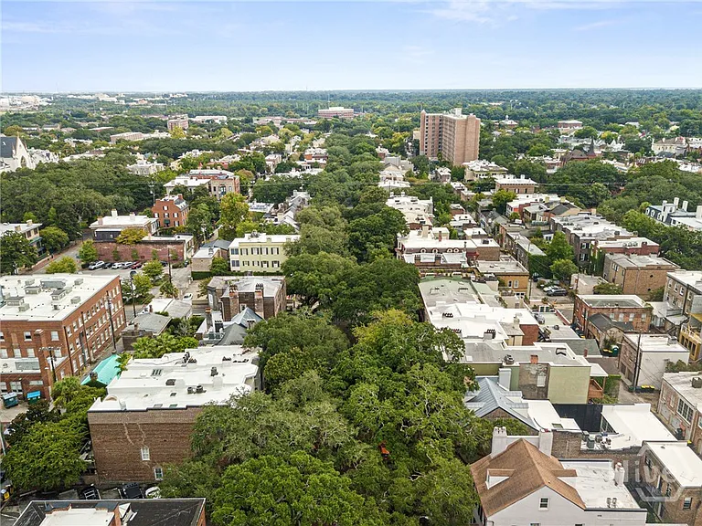 15 E Jones St #1B — Photo 33