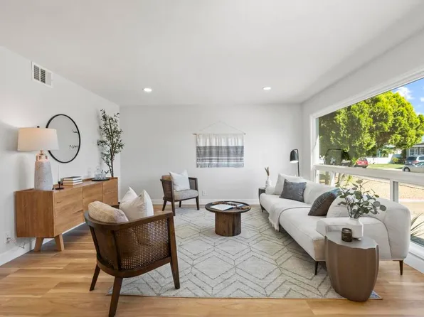 8572 Onalaska Ave, San Diego, CA 92123