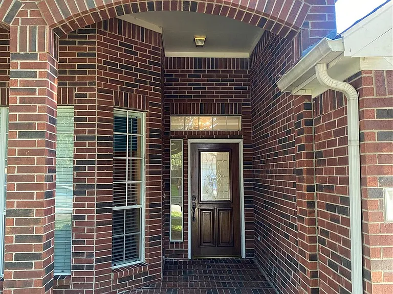 8312 Spinnaker Bay Ln — Photo 2