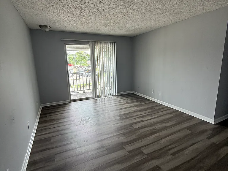 4401 Patton Rd SW #5 — Photo 5