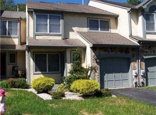 45 Dorchester Dr, East Brunswick, NJ 08816