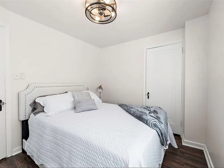 327 Chestnut St — Photo 8