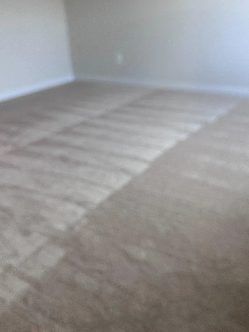 4 bed, 3.5 bath, 2400 sqft, $2,300 — Photo 4