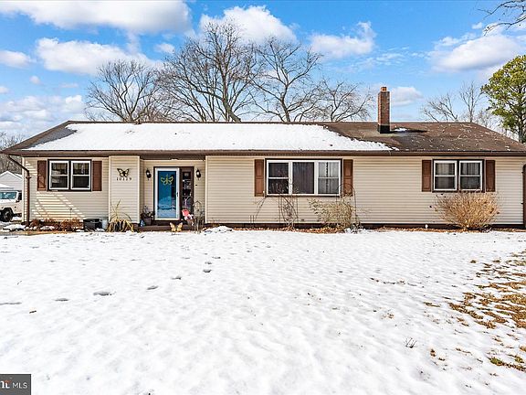 2nd image of 10119 Keyser Point Rd