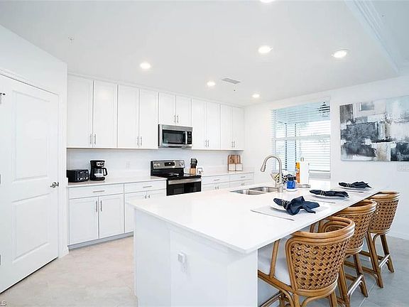 5th image of 6036 Ellerston Way #1311