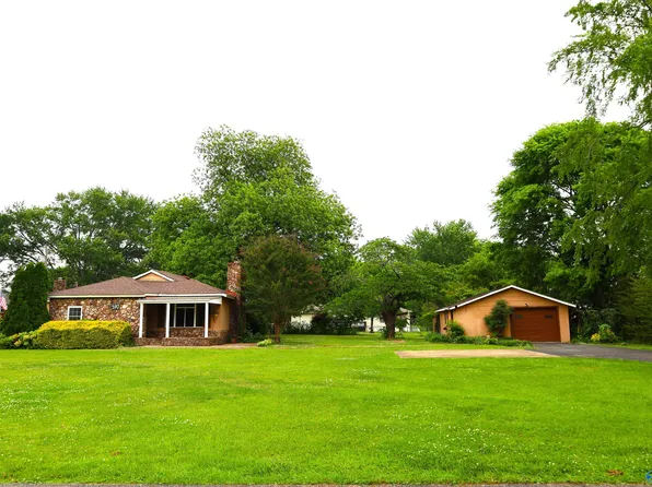 590 2nd Ave W, Grant, AL 35747