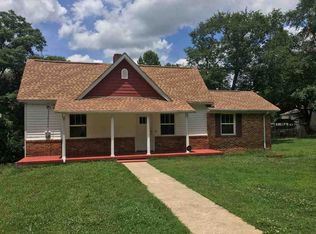 375 Carney St, Drayton, SC 29333