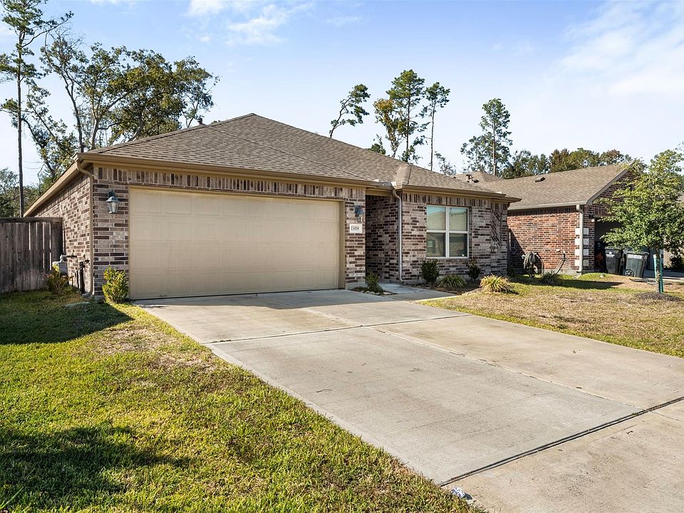 1st image of 15058 Paddock Point Ln