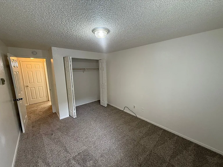 The Firs Apartments — Photo 43