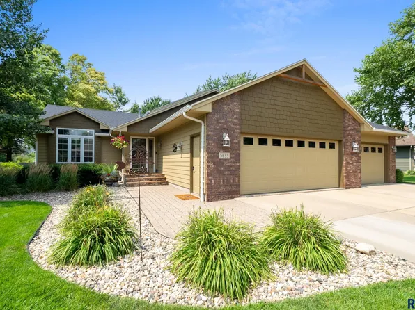 5635 S Baldwin Ct, Sioux Falls, SD 57108