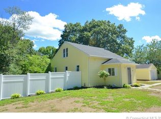 541 Church St, Putnam, CT 06260