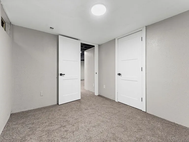 9915 North Rd — Photo 15