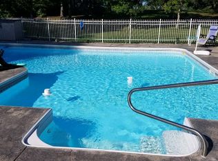 9380 Pleasant Dr, Tecumseh, MI