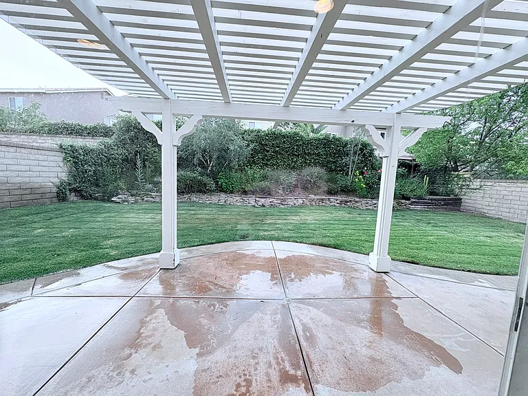 28048 Memory Ln — Photo 5