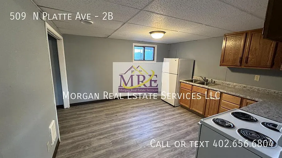 2 Bedroom 1 Bath — Photo 4