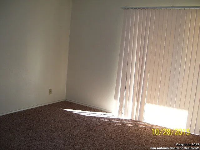 14418 Castlebury Dr — Photo 4
