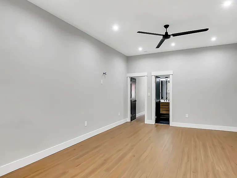 1225 Washington Blvd #B — Photo 9