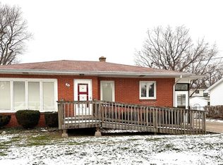 21 6th Ave, Lancaster, NY 14086