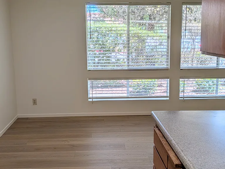 646 Baden Ave #2 — Photo 3